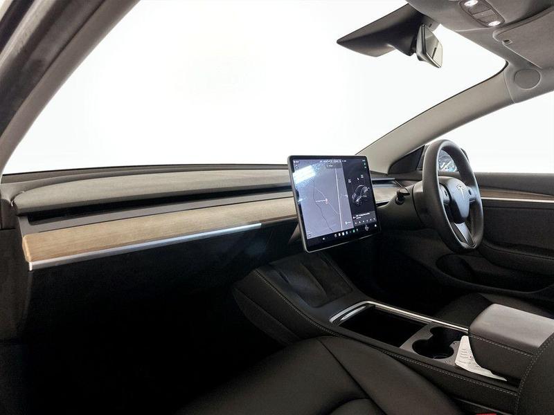 Used Tesla Model 3 2021 for sale - 76568683: Photo 13