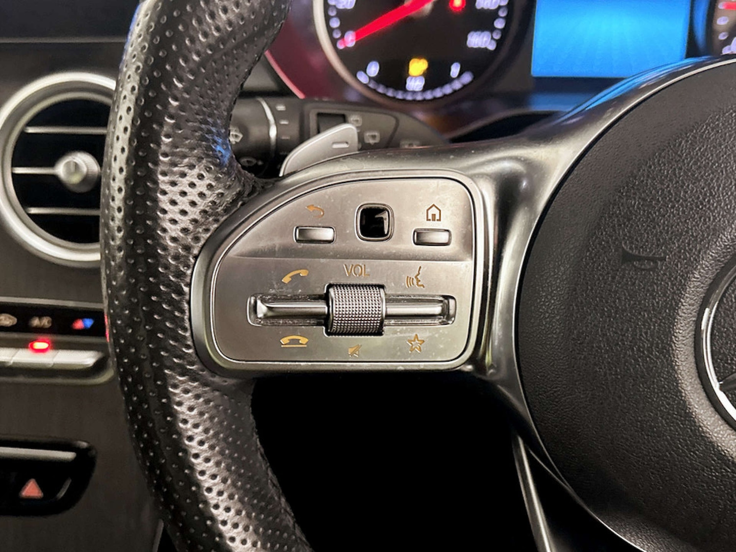 Used Mercedes-Benz GLC 2020 for sale - 77283168: Photo 18