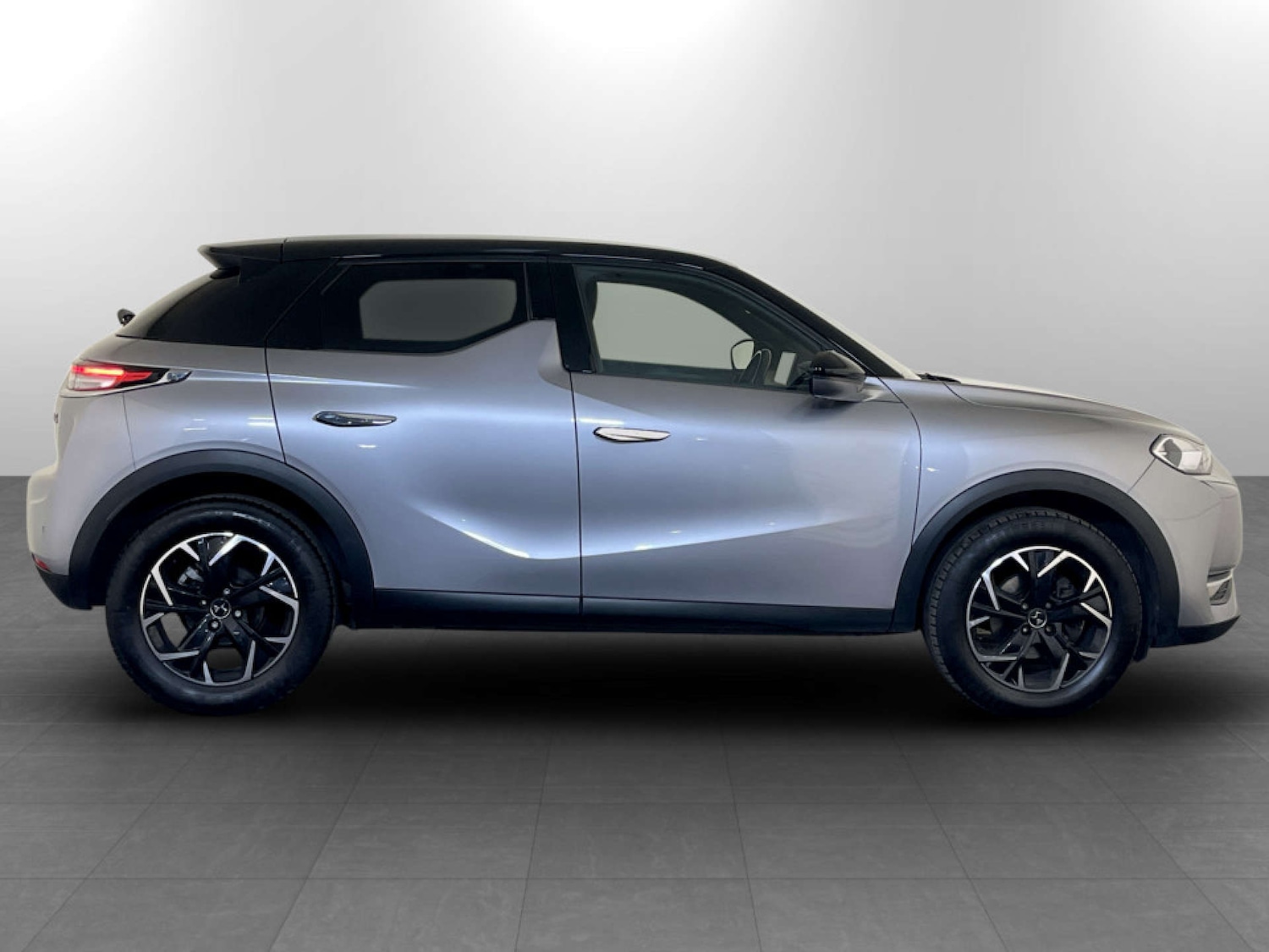 Used DS Automobiles DS 3 Crossback 2019 for sale - 77185491: Photo 11