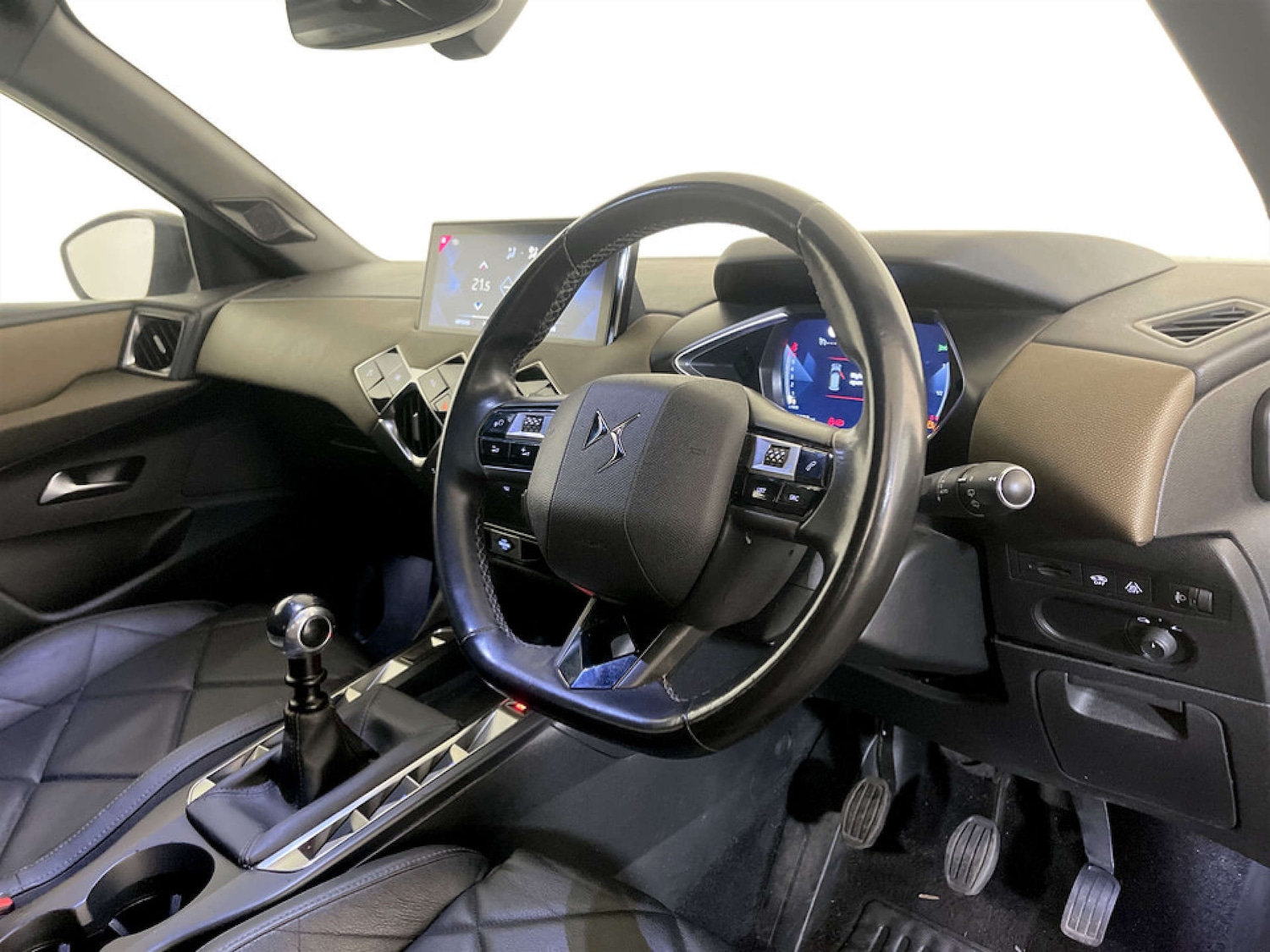 Used DS Automobiles DS 3 Crossback 2019 for sale - 77185491: Photo 15