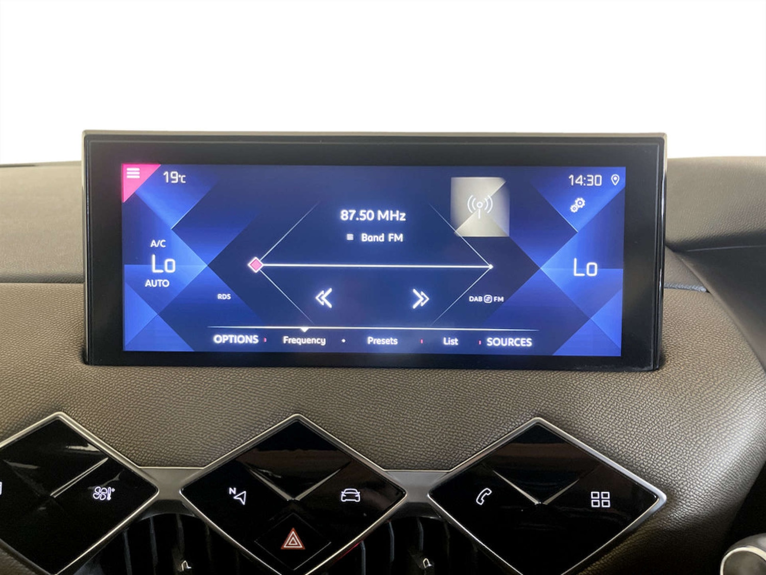 Used DS Automobiles DS 3 Crossback 2019 for sale - 77185491: Photo 22