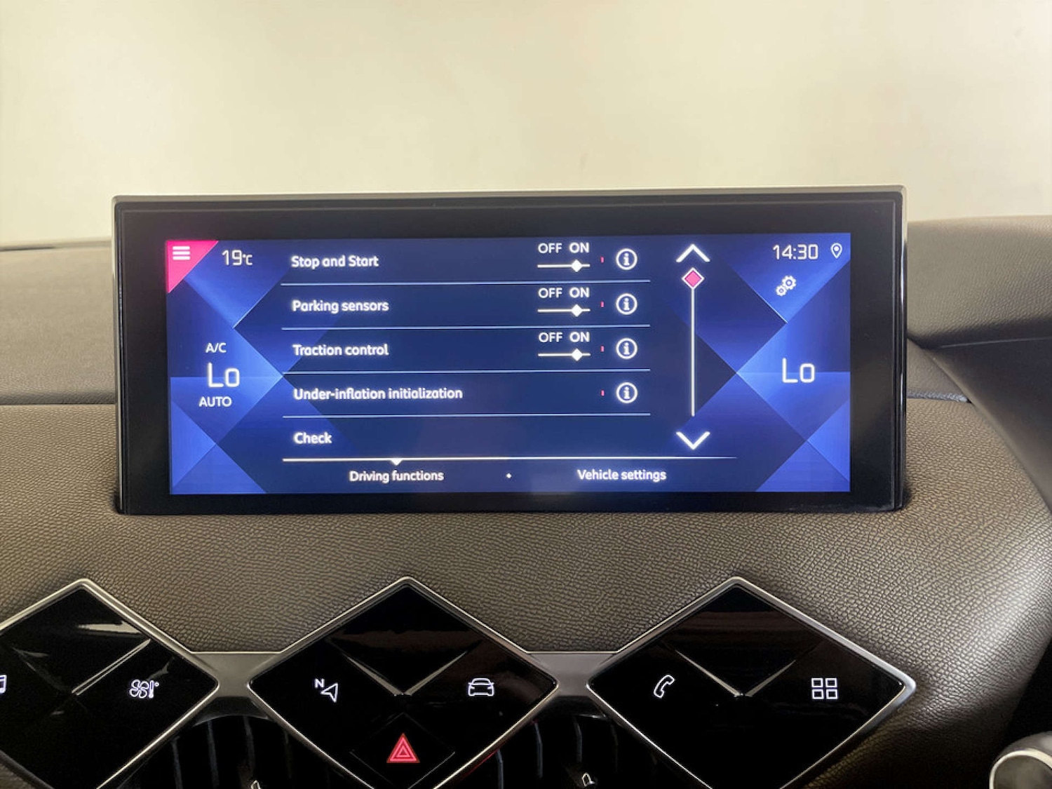 Used DS Automobiles DS 3 Crossback 2019 for sale - 77185491: Photo 24