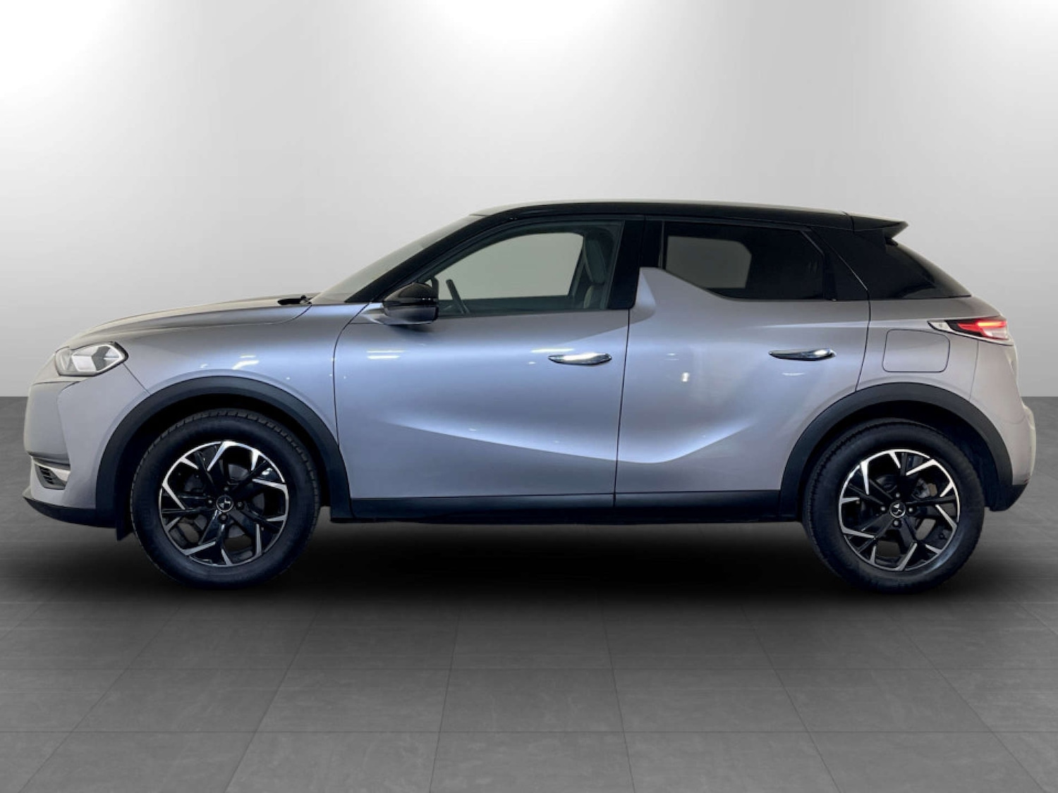 Used DS Automobiles DS 3 Crossback 2019 for sale - 77185491: Photo 7