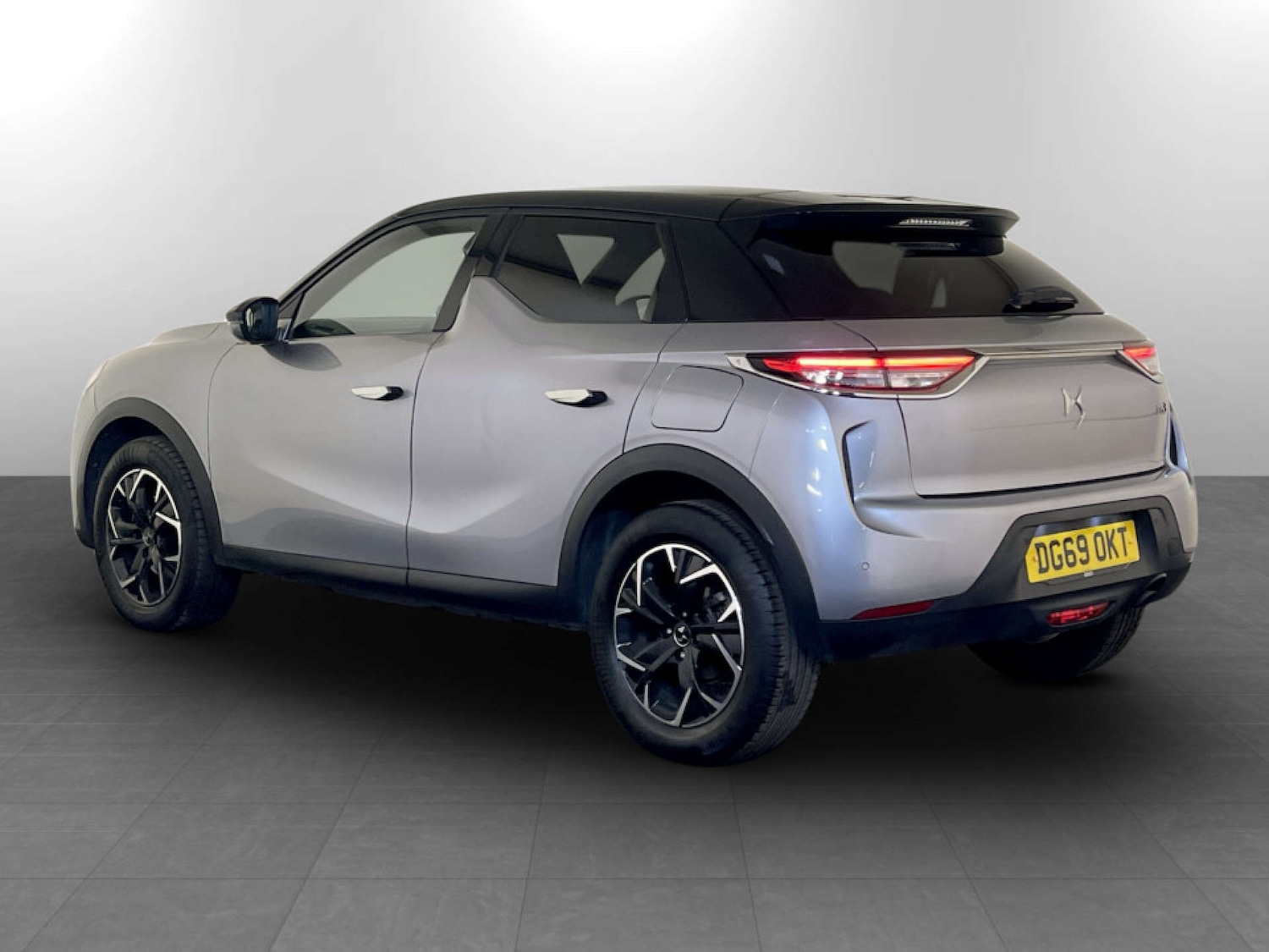 Used DS Automobiles DS 3 Crossback 2019 for sale - 77185491: Photo 8