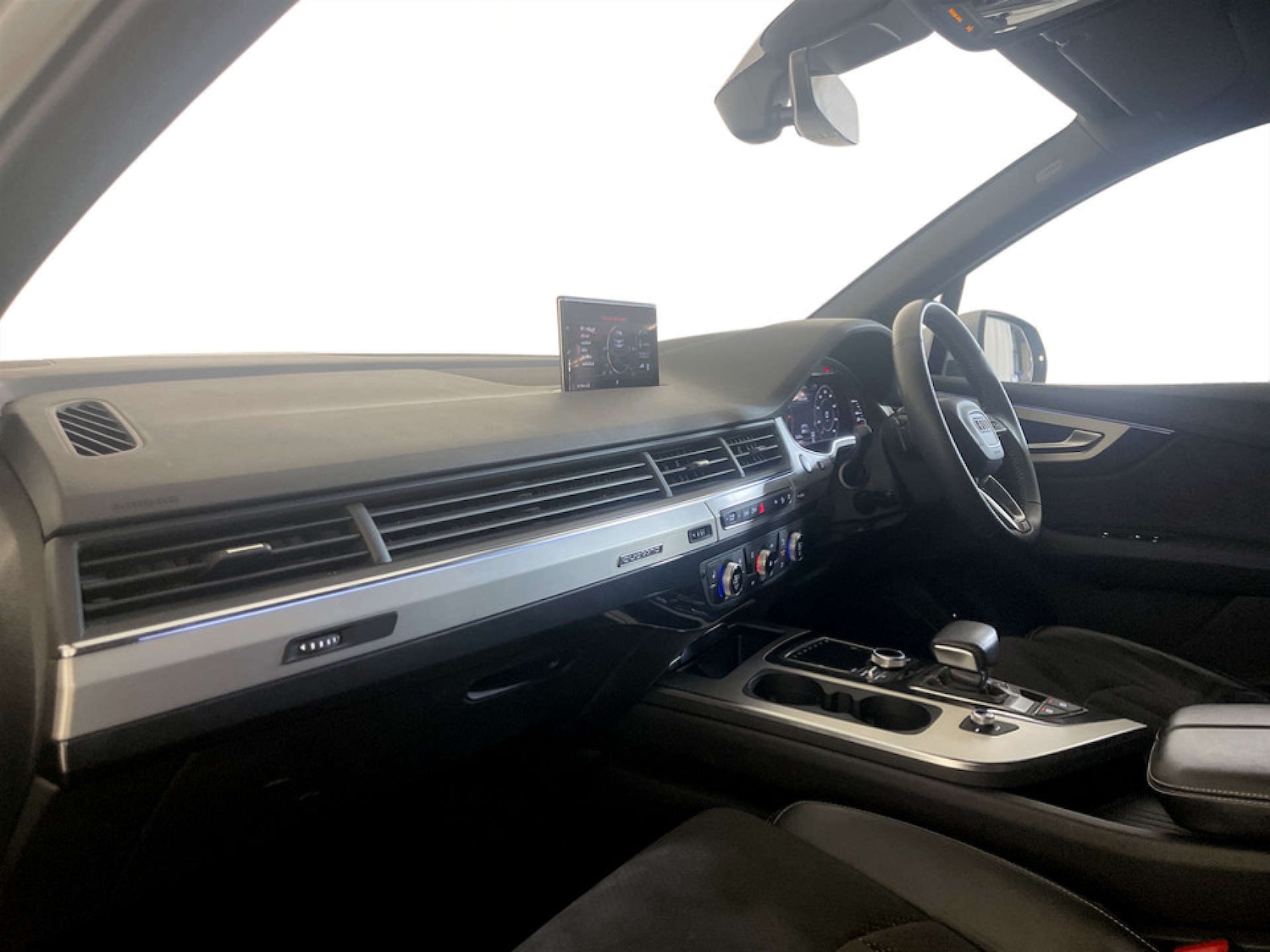 Used Audi Q7 2019 for sale - 77688308: Photo 12