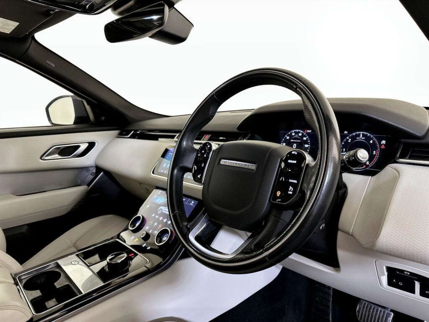 Used Land Rover Range Rover Velar 2019 for sale - 77210010: Photo 16