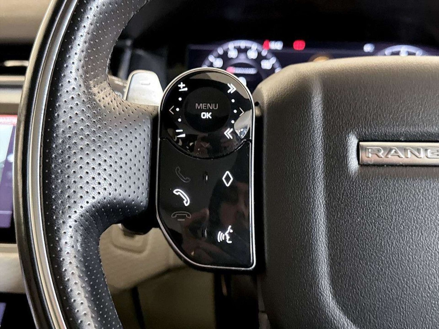 Used Land Rover Range Rover Velar 2019 for sale - 77210010: Photo 18