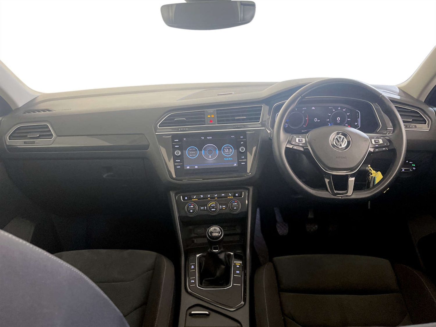 Used Volkswagen Tiguan 2020 for sale - 77185628: Photo 3