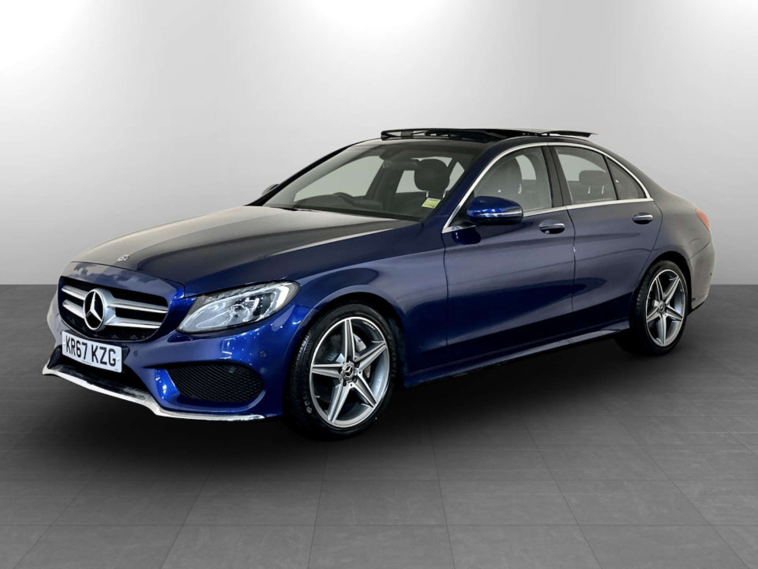 Used Mercedes-Benz C Class 2017 for sale - 77355563: Photo 6