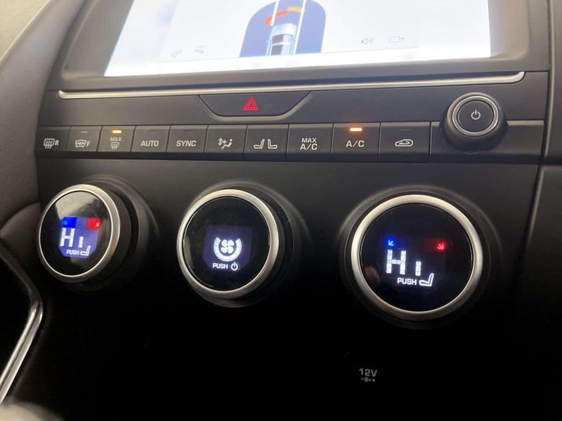 Used Jaguar E-Pace 2019 for sale - 77106586: Photo 21