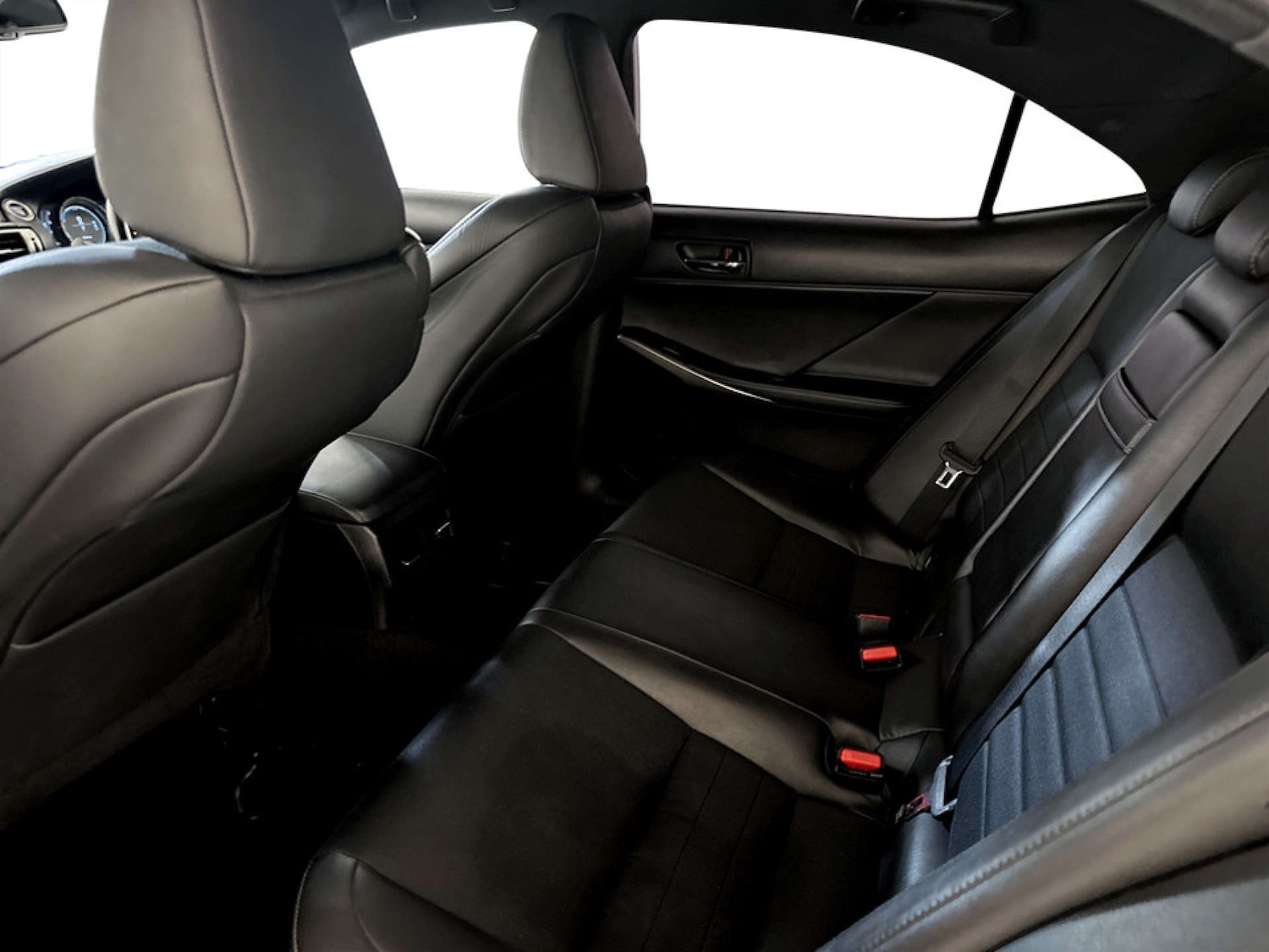 Used Lexus IS 2016 for sale - 77609402: Photo 14