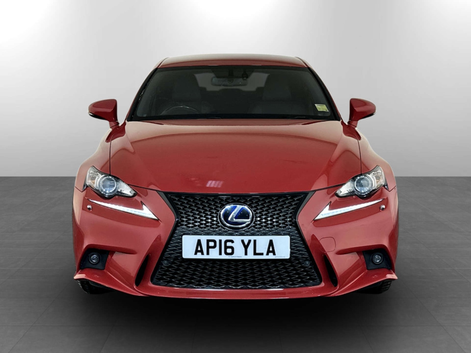 Used Lexus IS 2016 for sale - 77609402: Photo 5