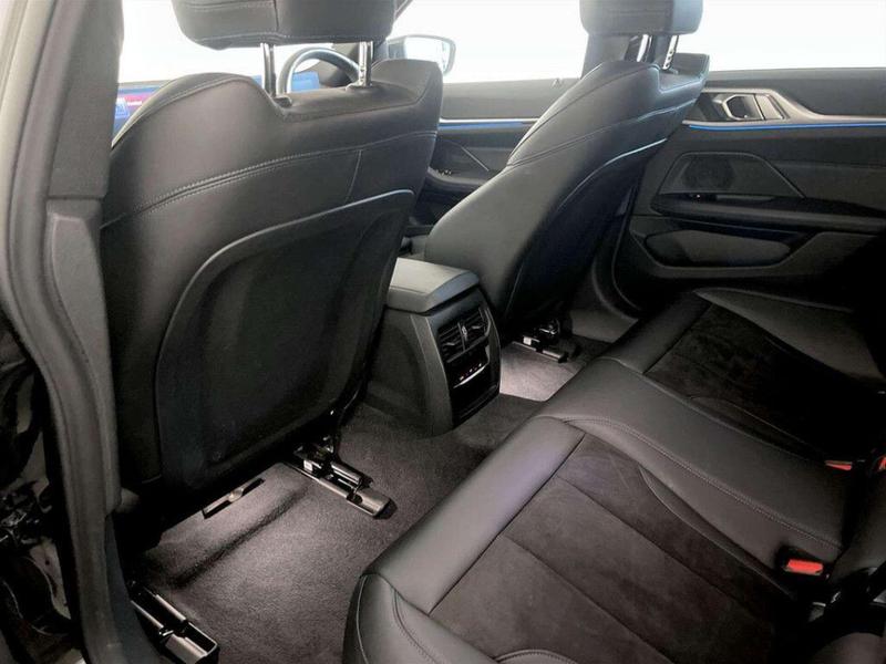 Used BMW i4 2022 for sale - 77033039: Photo 14