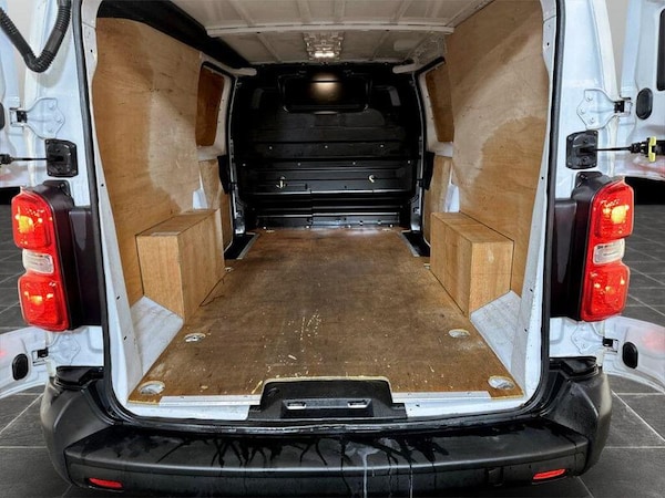 Used Peugeot e-Expert 2022 for sale - 76222638: Photo 15