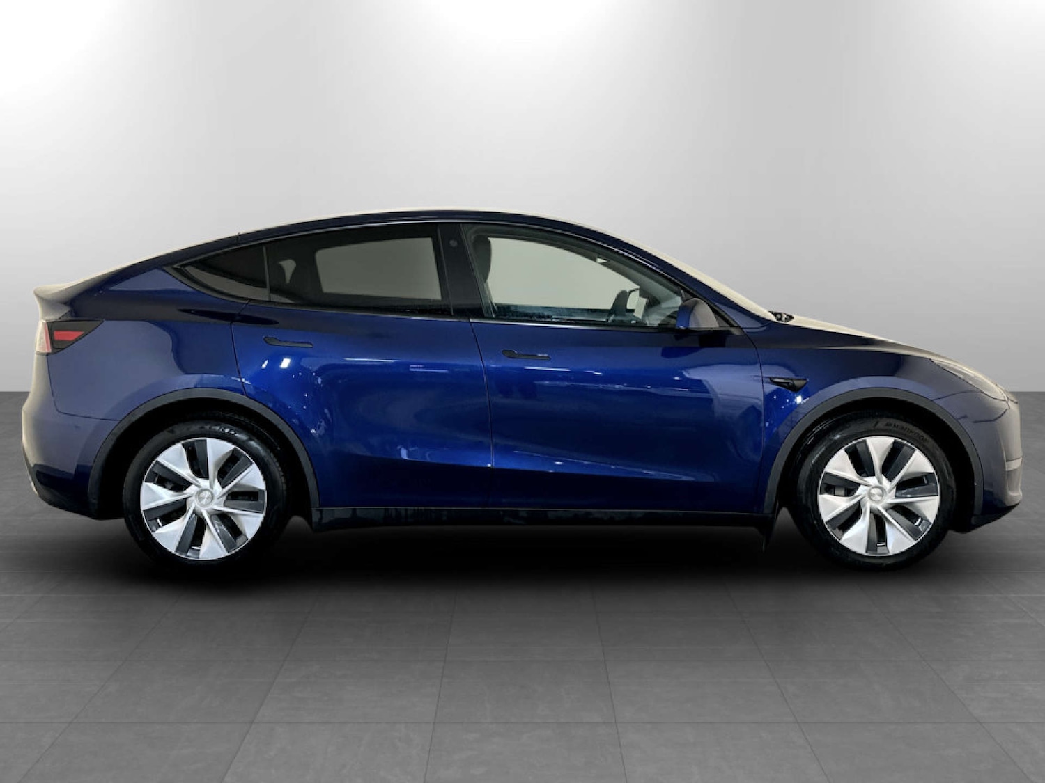 Used Tesla Model Y 2022 for sale - 77452440: Photo 11