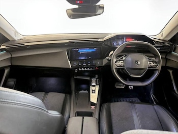 Used Peugeot 308 2022 for sale - 76508199: Photo