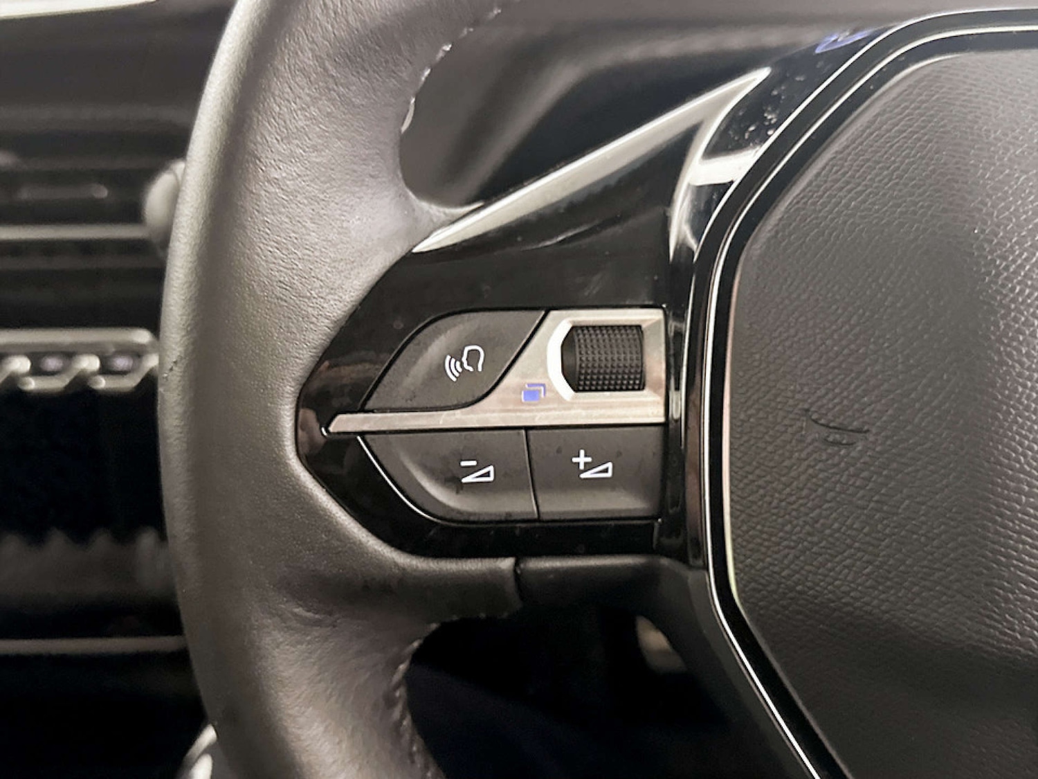 Used Peugeot 208 2023 for sale - 77675396: Photo 18