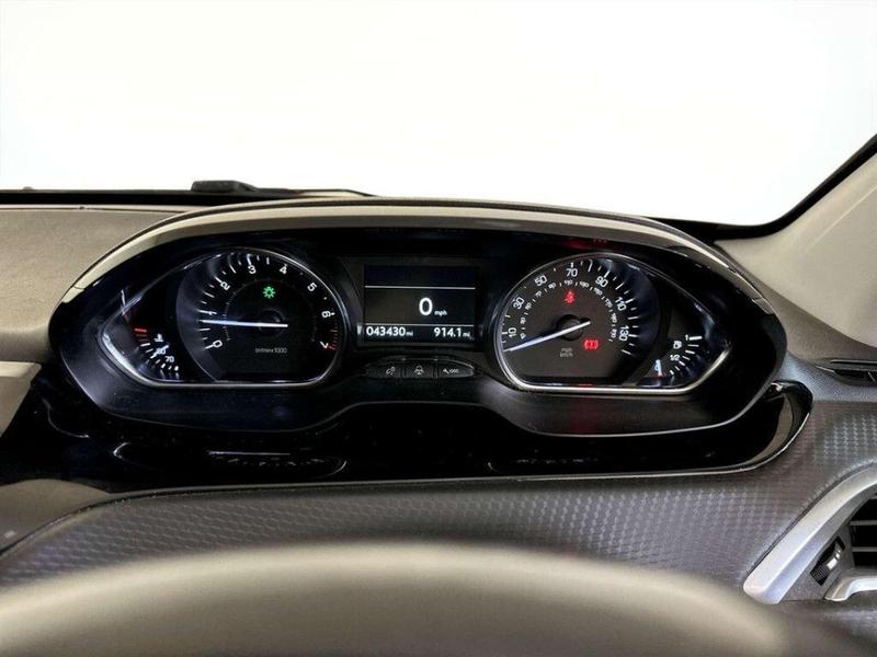 Used Peugeot 2008 2019 for sale - 76931364: Photo 18