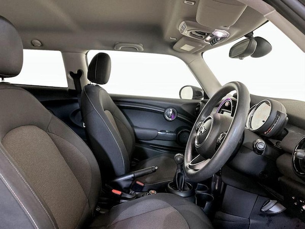 Used MINI Hatch 2019 for sale - 75723911: Photo 13
