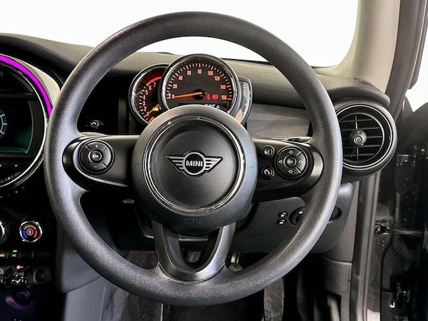 Used MINI Hatch 2019 for sale - 75723911: Photo 15