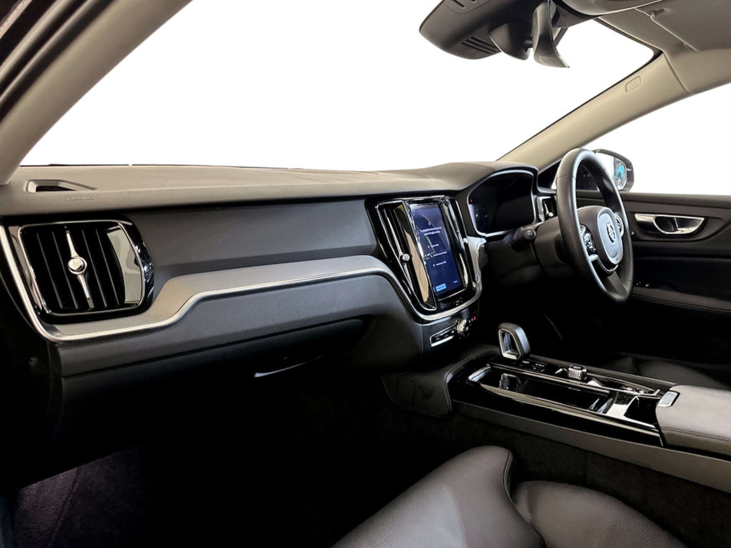 Used Volvo V60 2022 for sale - 77185629: Photo 12