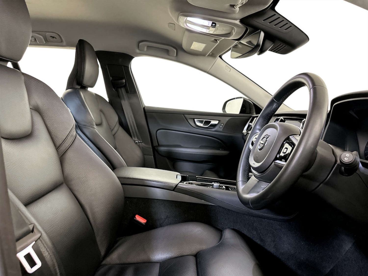 Used Volvo V60 2022 for sale - 77185629: Photo 13