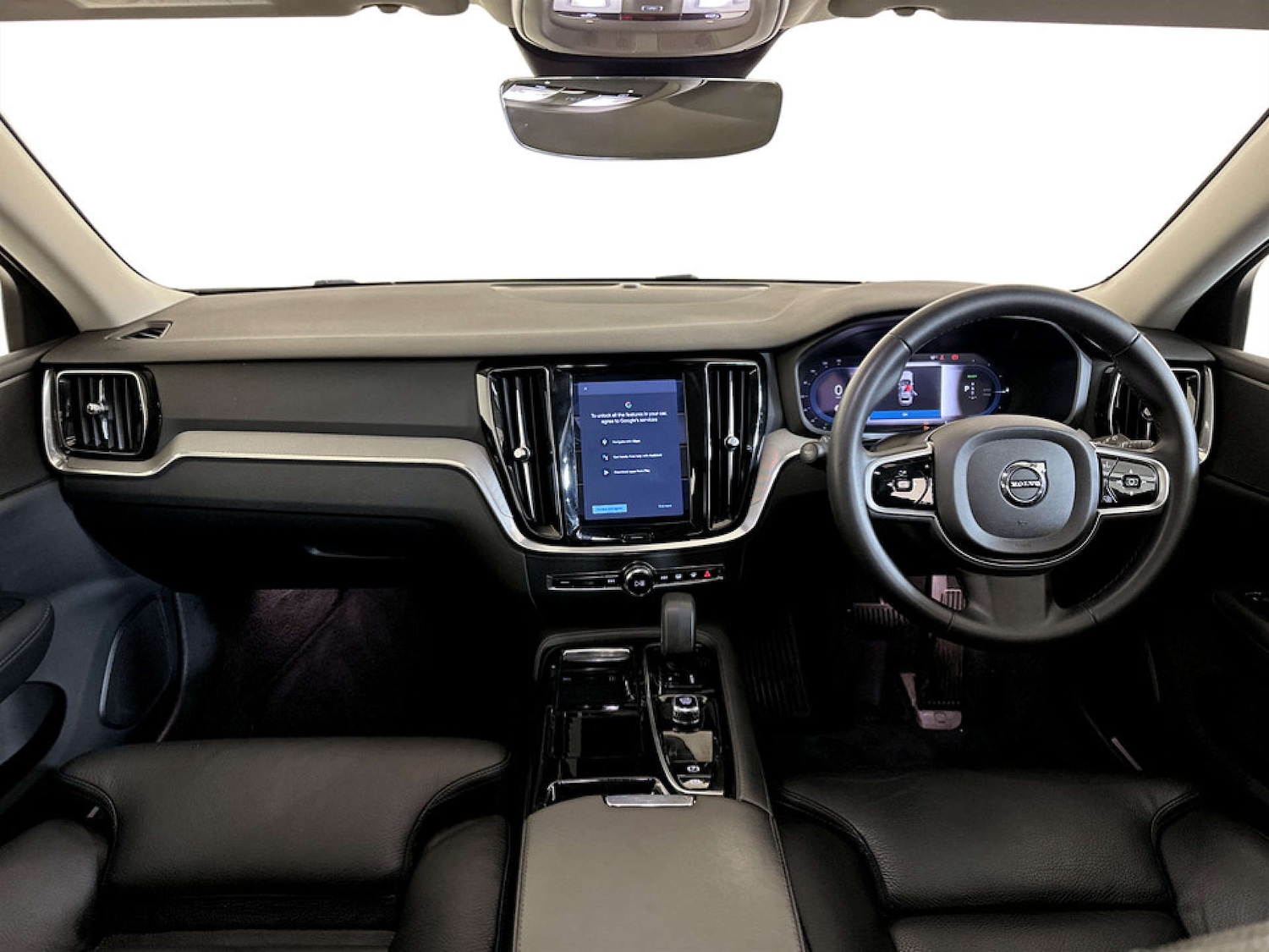 Used Volvo V60 2022 for sale - 77185629: Photo 3