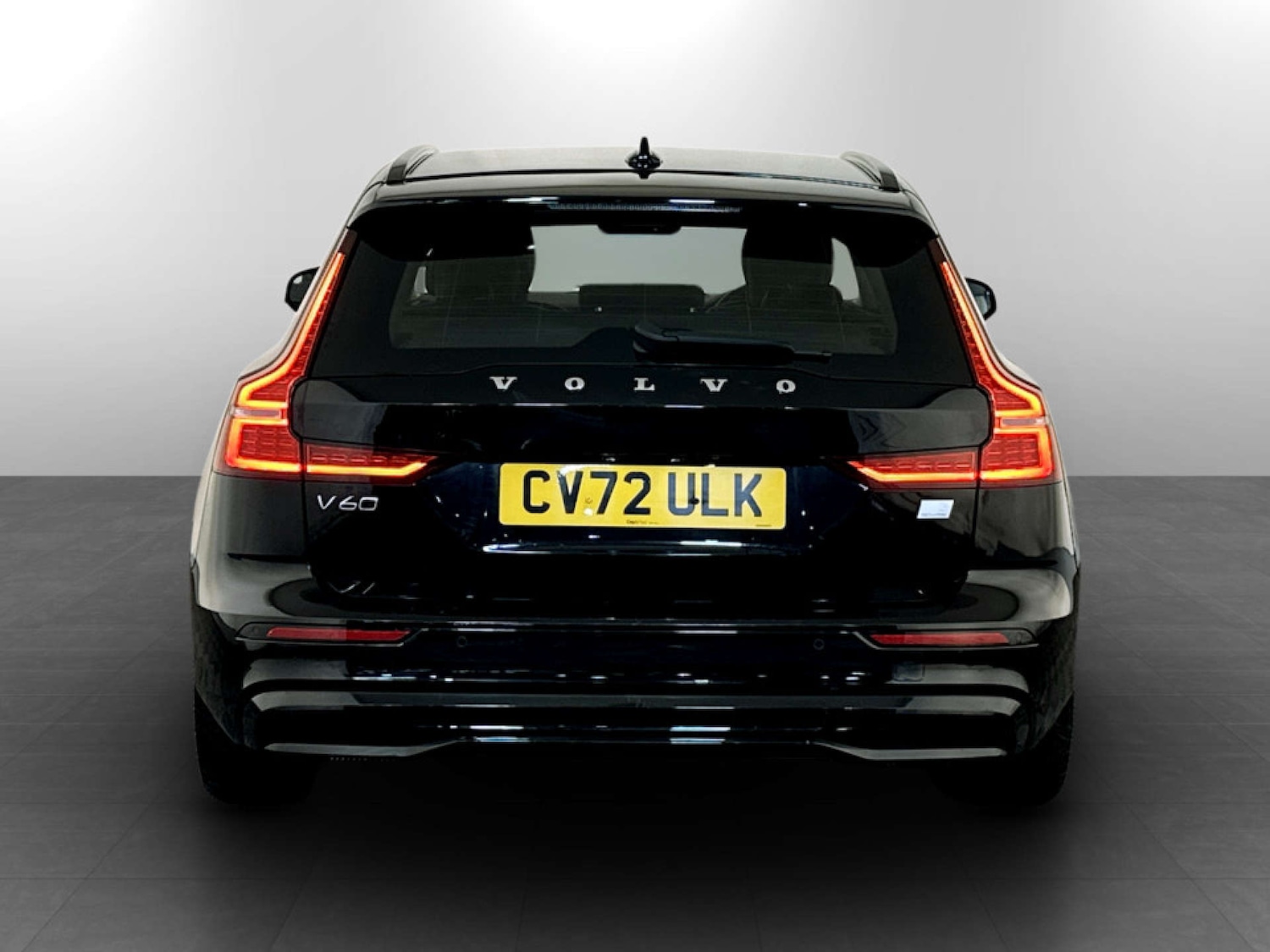 Used Volvo V60 2022 for sale - 77185629: Photo 9