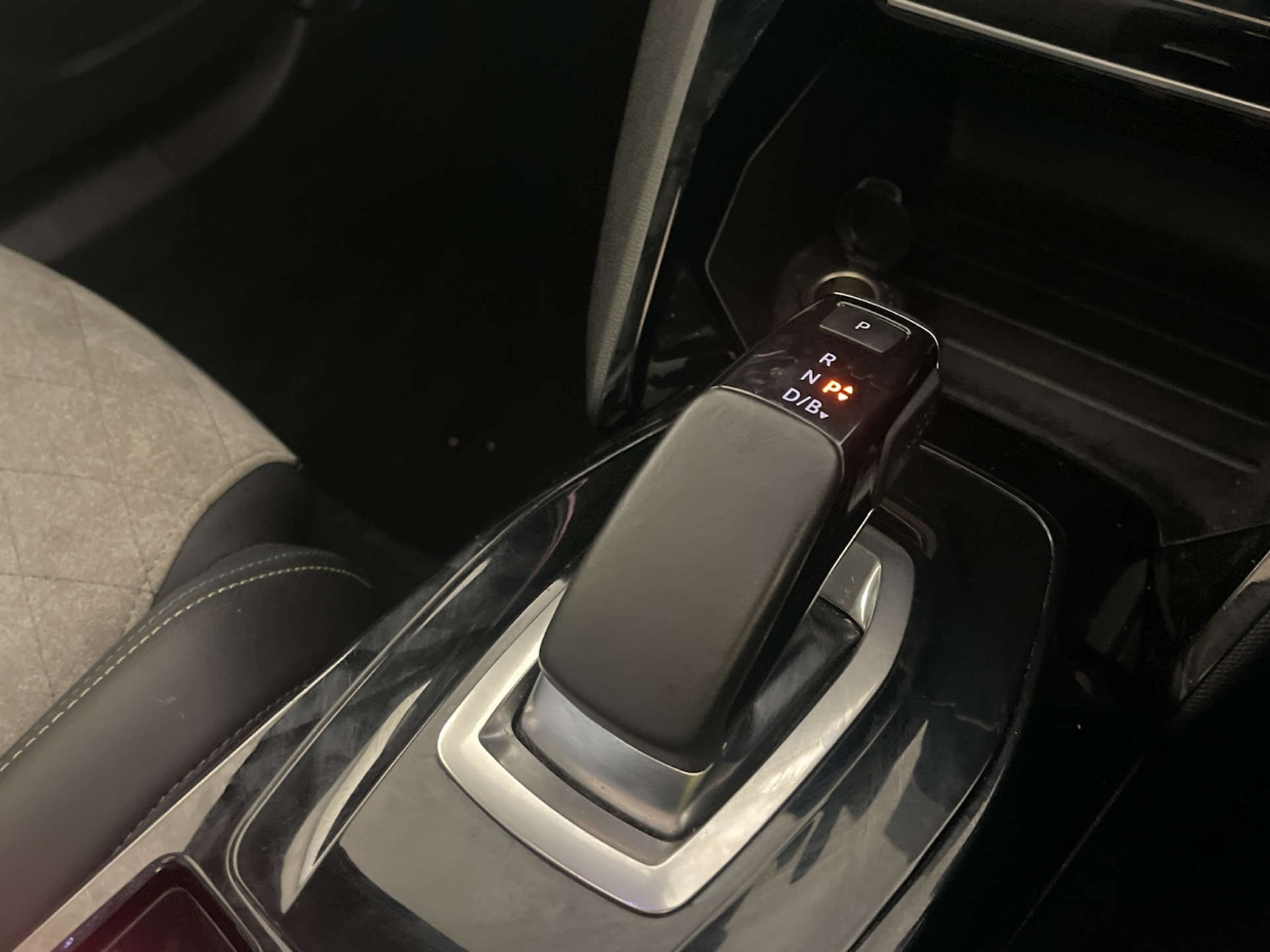 Used Peugeot 2008 2021 for sale - 77930571: Photo 26