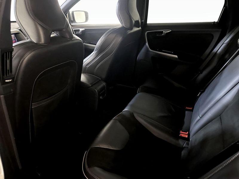 Used Volvo XC60 2017 for sale - 76156769: Photo 12