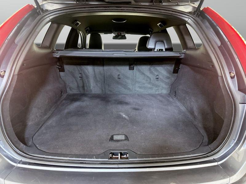 Used Volvo XC60 2017 for sale - 76156769: Photo 13