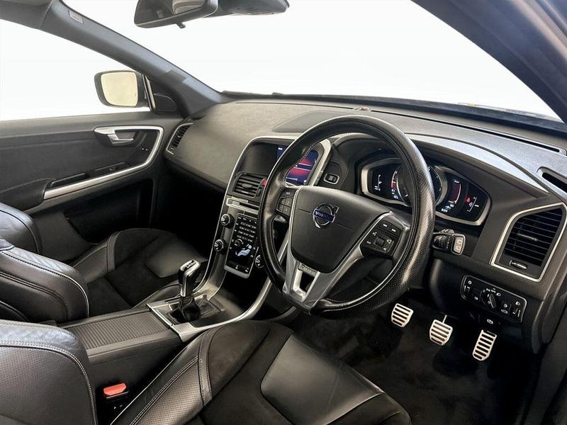 Used Volvo XC60 2017 for sale - 76156769: Photo 14