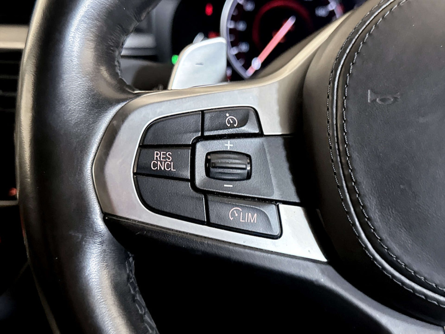 Used BMW 5 Series 2018 for sale - 77299370: Photo 17