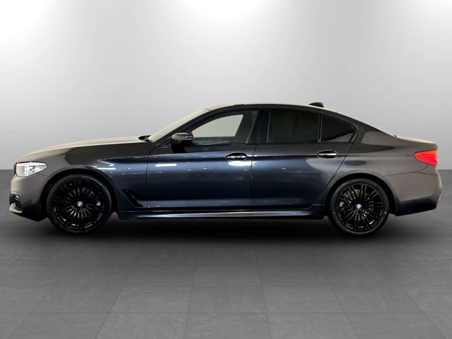 Used BMW 5 Series 2018 for sale - 77299370: Photo 7