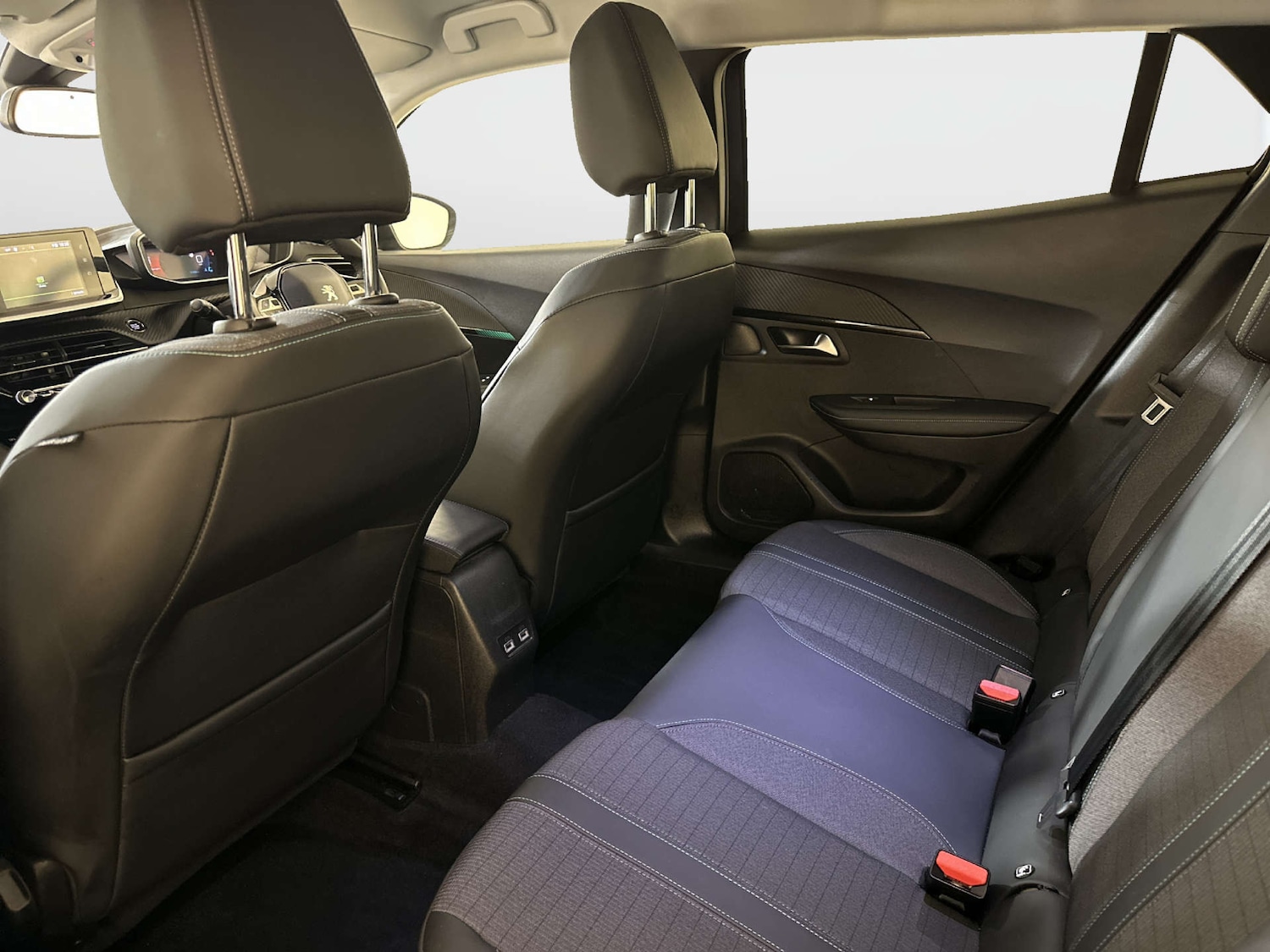 Used Peugeot 2008 2021 for sale - 77961733: Photo 14