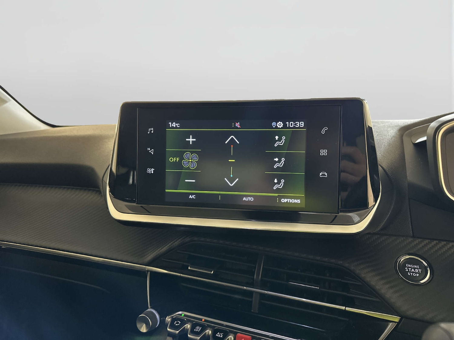 Used Peugeot 2008 2021 for sale - 77961733: Photo 21