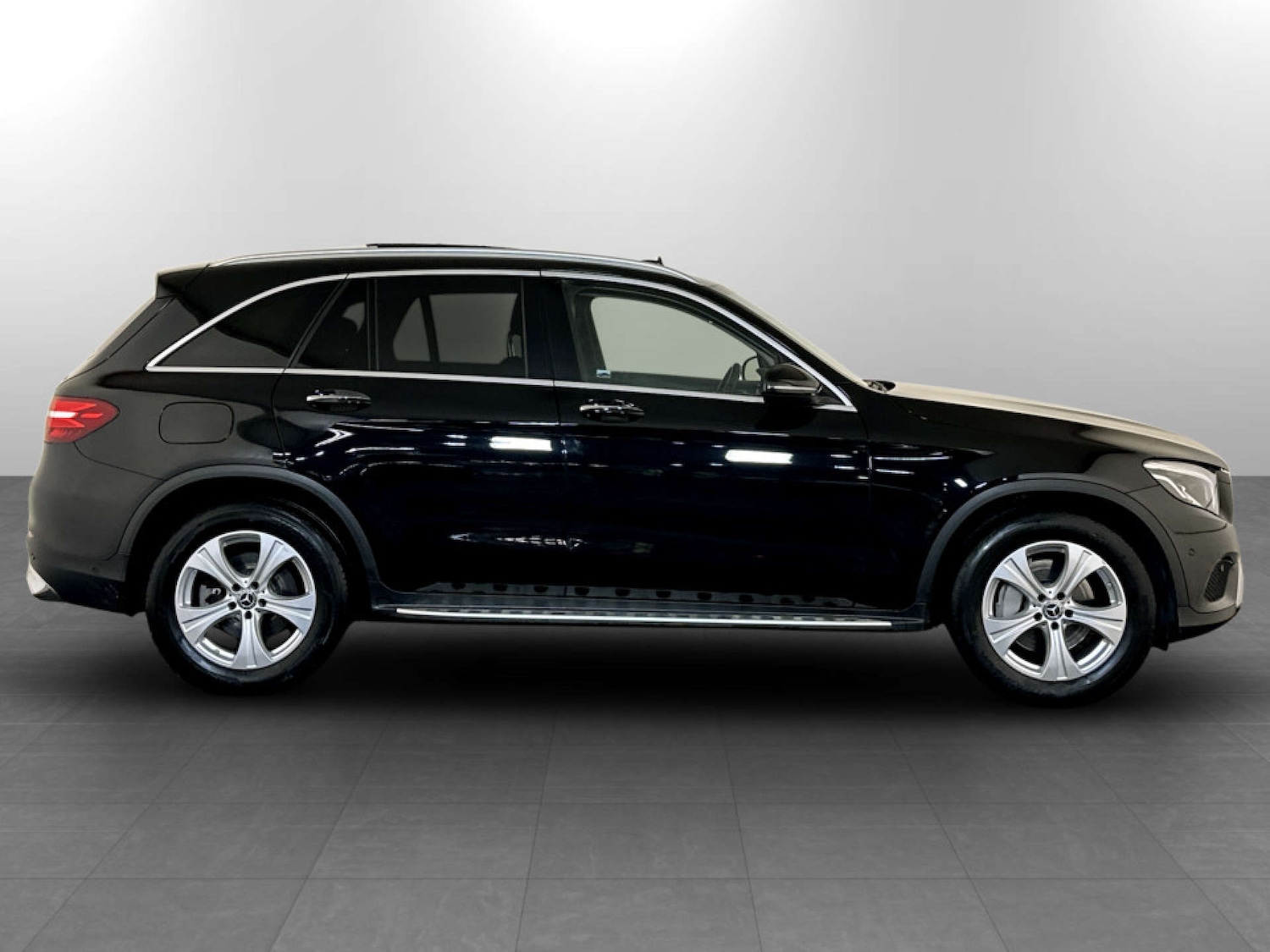 Used Mercedes-Benz GLC 2018 for sale - 77185562: Photo 11