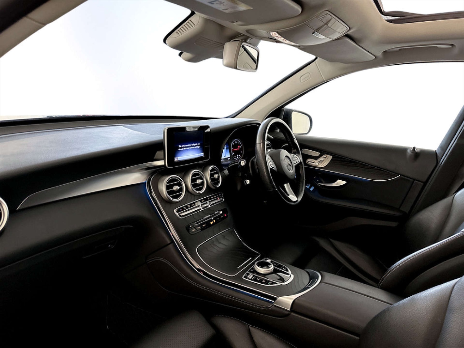 Used Mercedes-Benz GLC 2018 for sale - 77185562: Photo 12