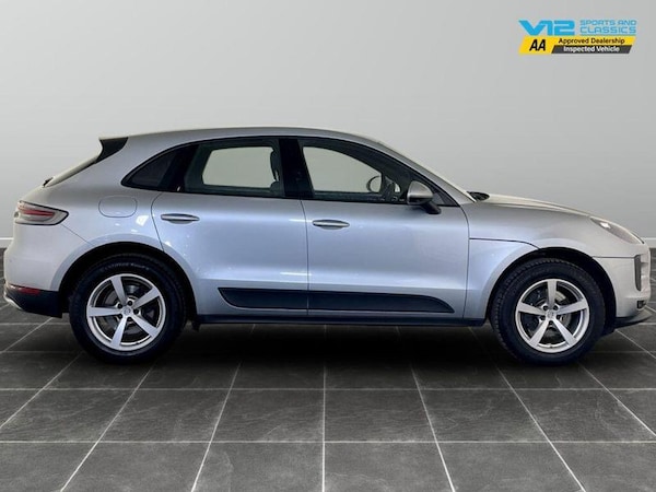 Used Porsche Macan 2019 for sale - 75717925: Photo 11