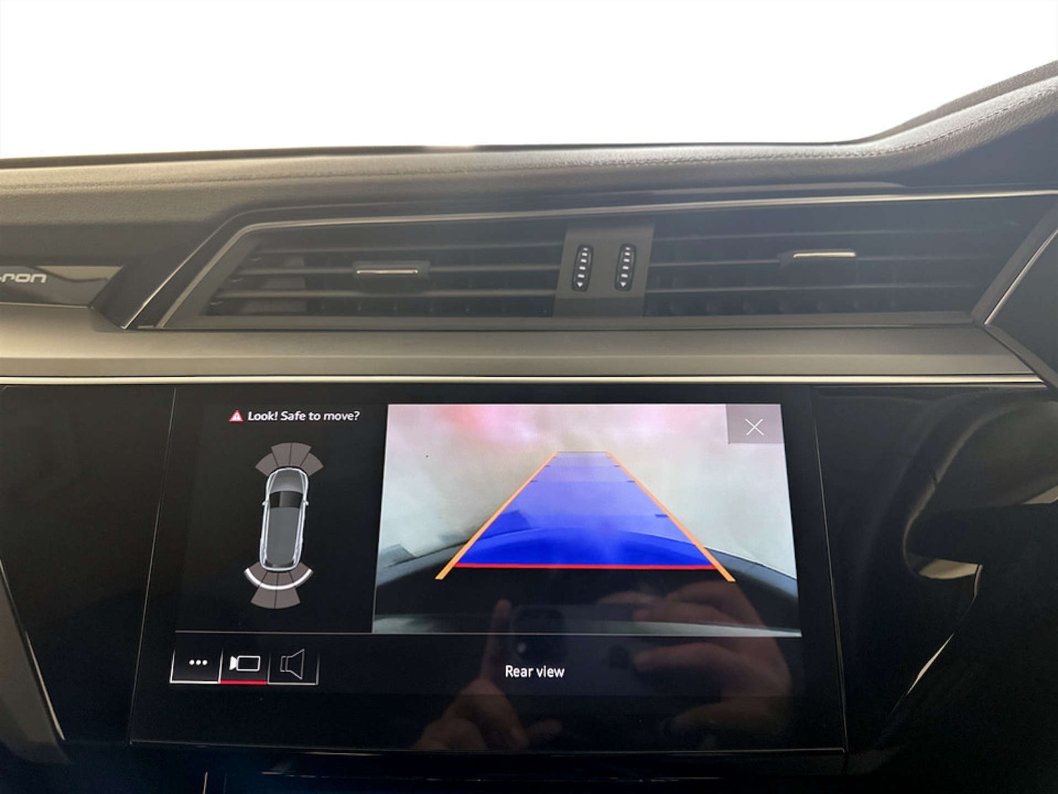 Used Audi e-tron 2021 for sale - 77802024: Photo 22