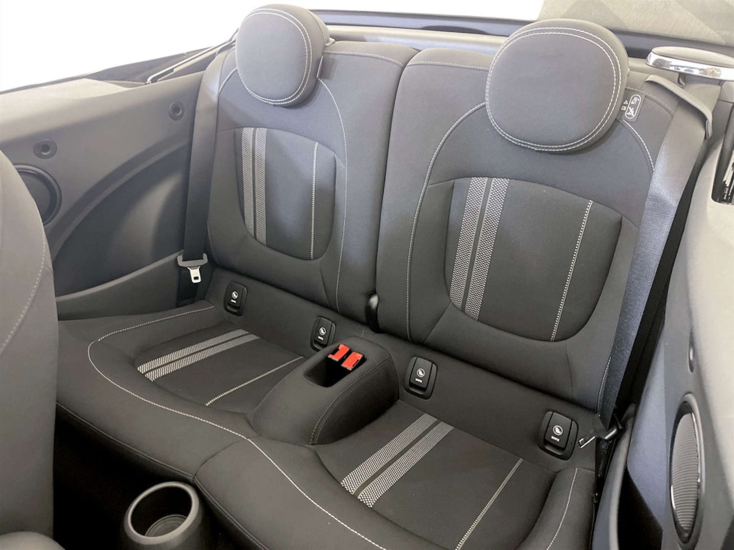 Used MINI Convertible 2019 for sale - 77185579: Photo 14