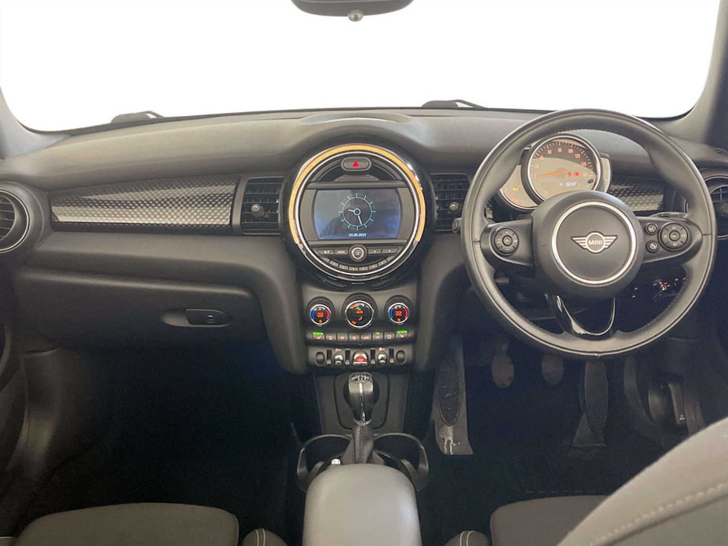 Used MINI Convertible 2019 for sale - 77185579: Photo 3