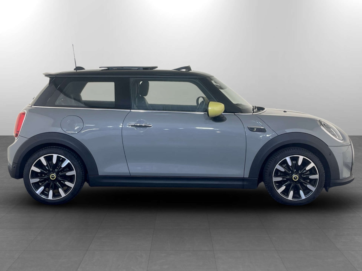 Used MINI Hatch 2022 for sale - 77717769: Photo 11