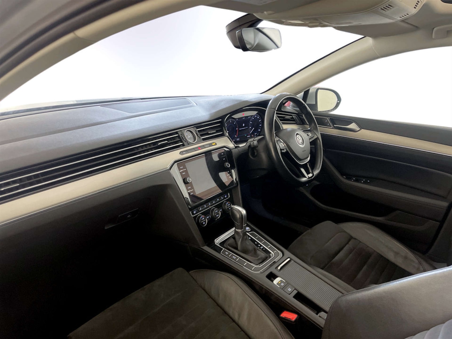 Used Volkswagen Passat 2018 for sale - 77375825: Photo 12