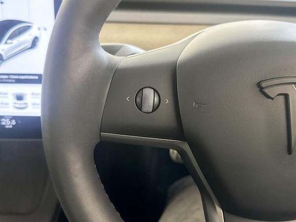 Used Tesla Model 3 2021 for sale - 76286892: Photo 18