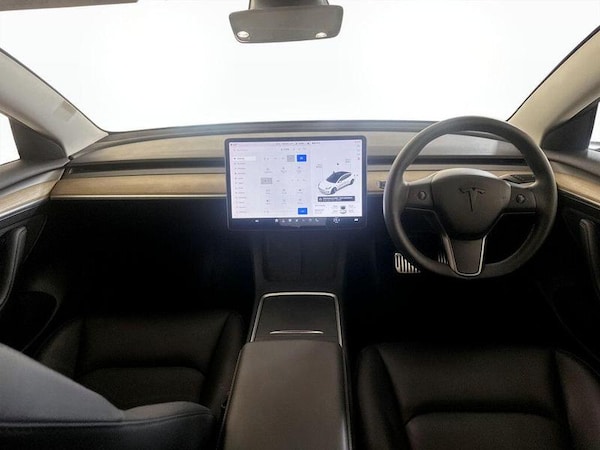 Used Tesla Model 3 2021 for sale - 76286892: Photo 3