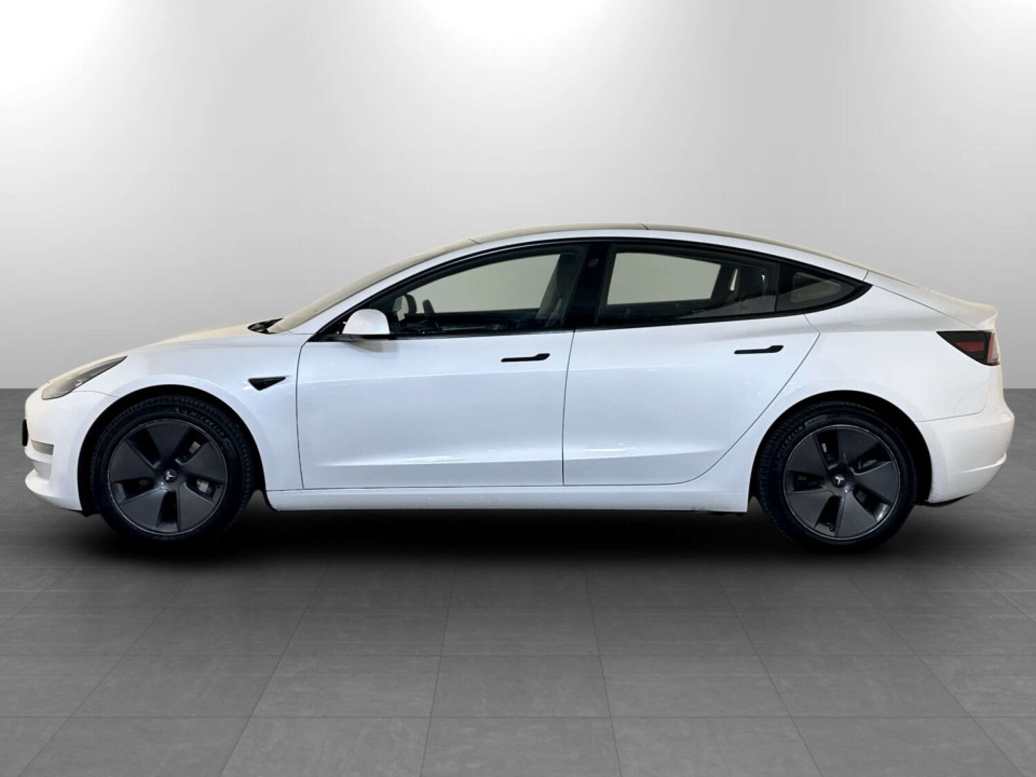 Used Tesla Model 3 2022 for sale - 77749132: Photo 7