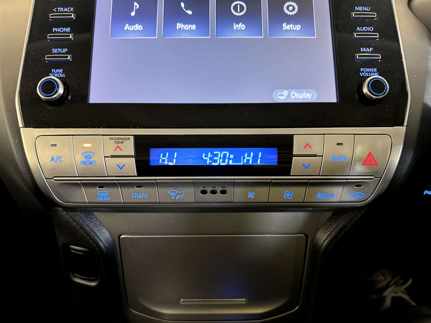 Used Toyota Land Cruiser 2022 for sale - 77185711: Photo 26