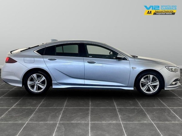 Used Vauxhall Insignia 2018 for sale - 76231036: Photo 11