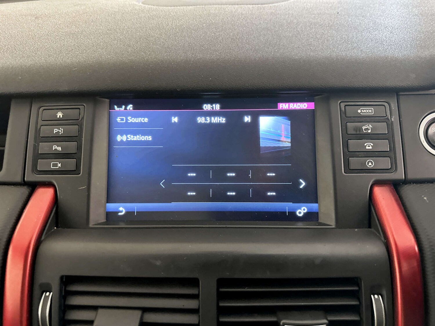 Used Land Rover Discovery Sport 2018 for sale - 77355515: Photo 25